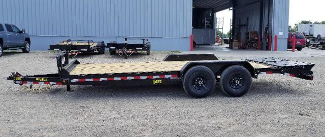 14ET TAND EQUIP W/DT 83x20 MR DVT Mega Ramps, Black